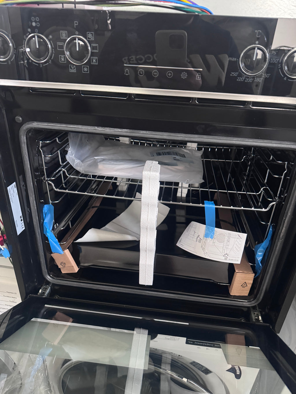 Beko Elektroherd mit Glaskeramik-Kochfeld (B-Ware)