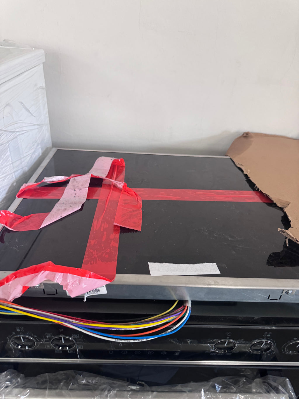 Beko Elektroherd mit Glaskeramik-Kochfeld (B-Ware)